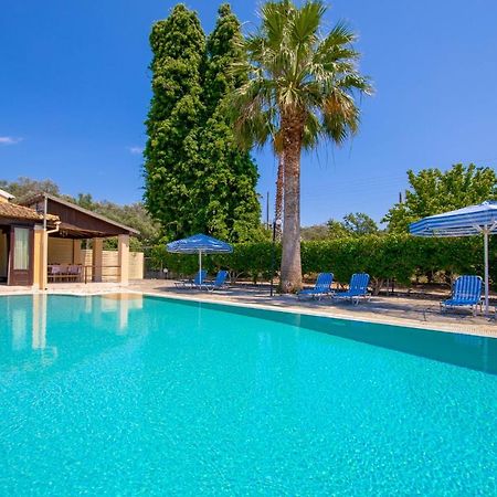 Villa Lianolia Peritheia Exteriér fotografie
