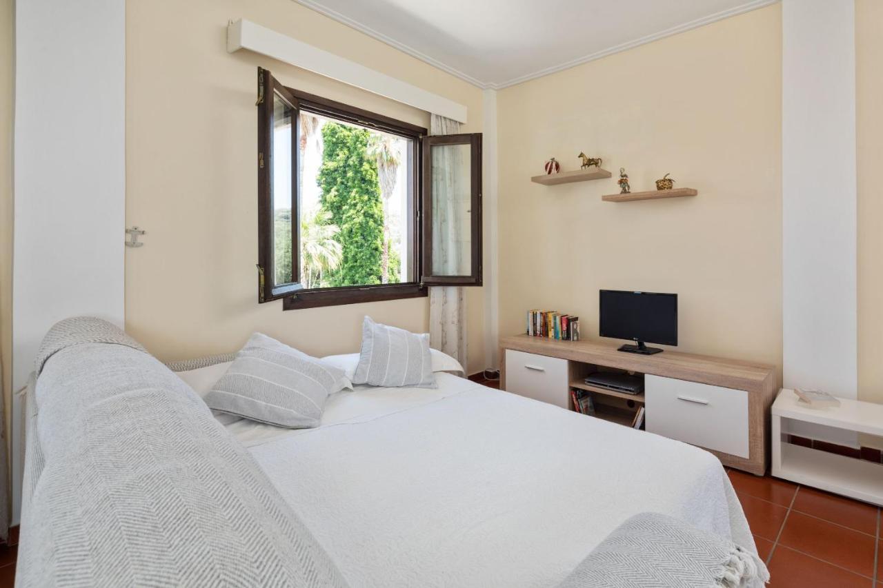 Villa Lianolia Peritheia Exteriér fotografie