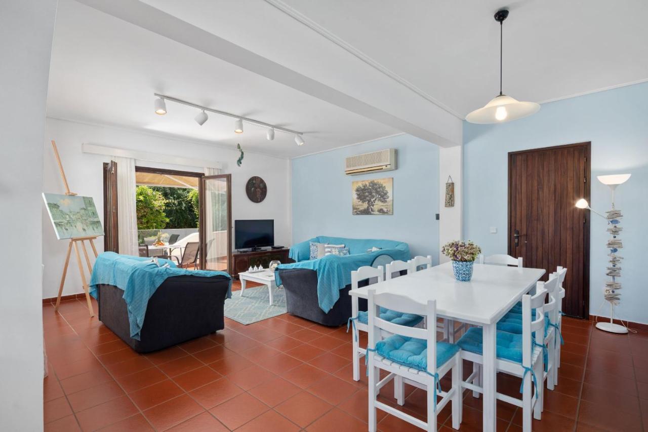 Villa Lianolia Peritheia Exteriér fotografie