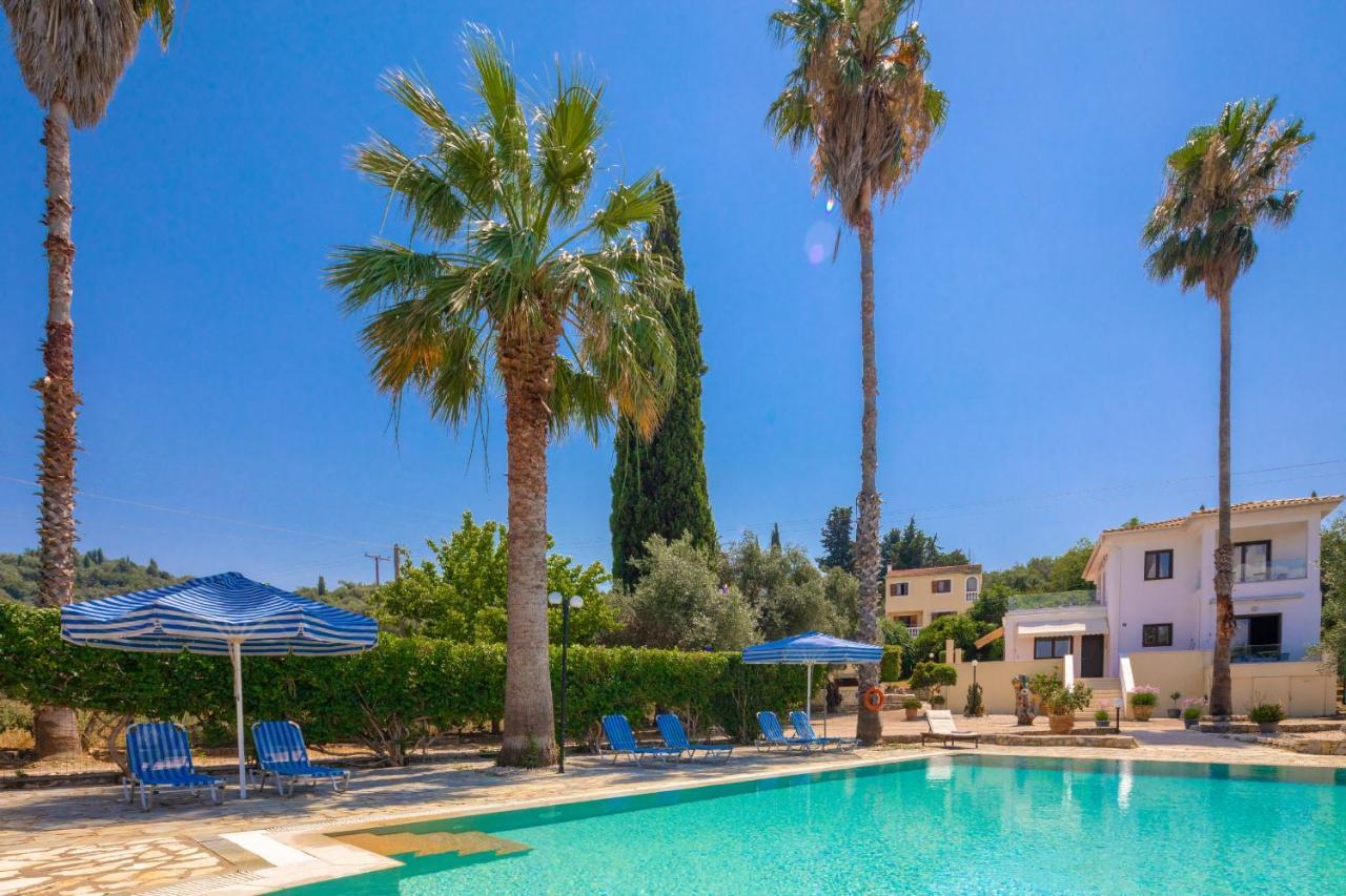 Villa Lianolia Peritheia Exteriér fotografie